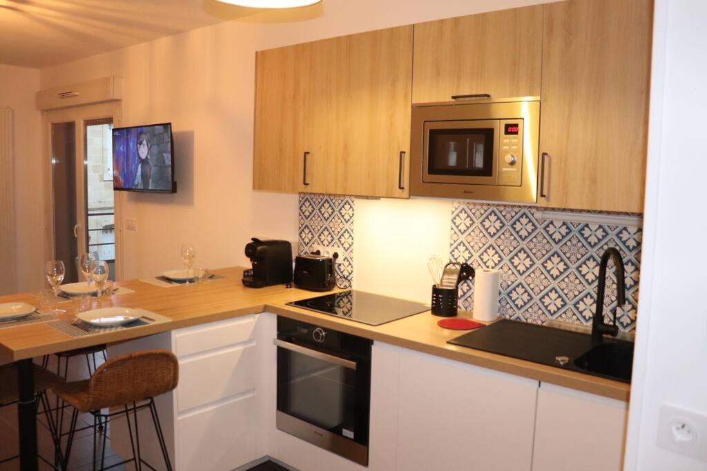 Ferienwohnung Les Cedres -Tram A 50 Metres, Bordeaux A 5 Minutes, Parking Cenon Exterior foto